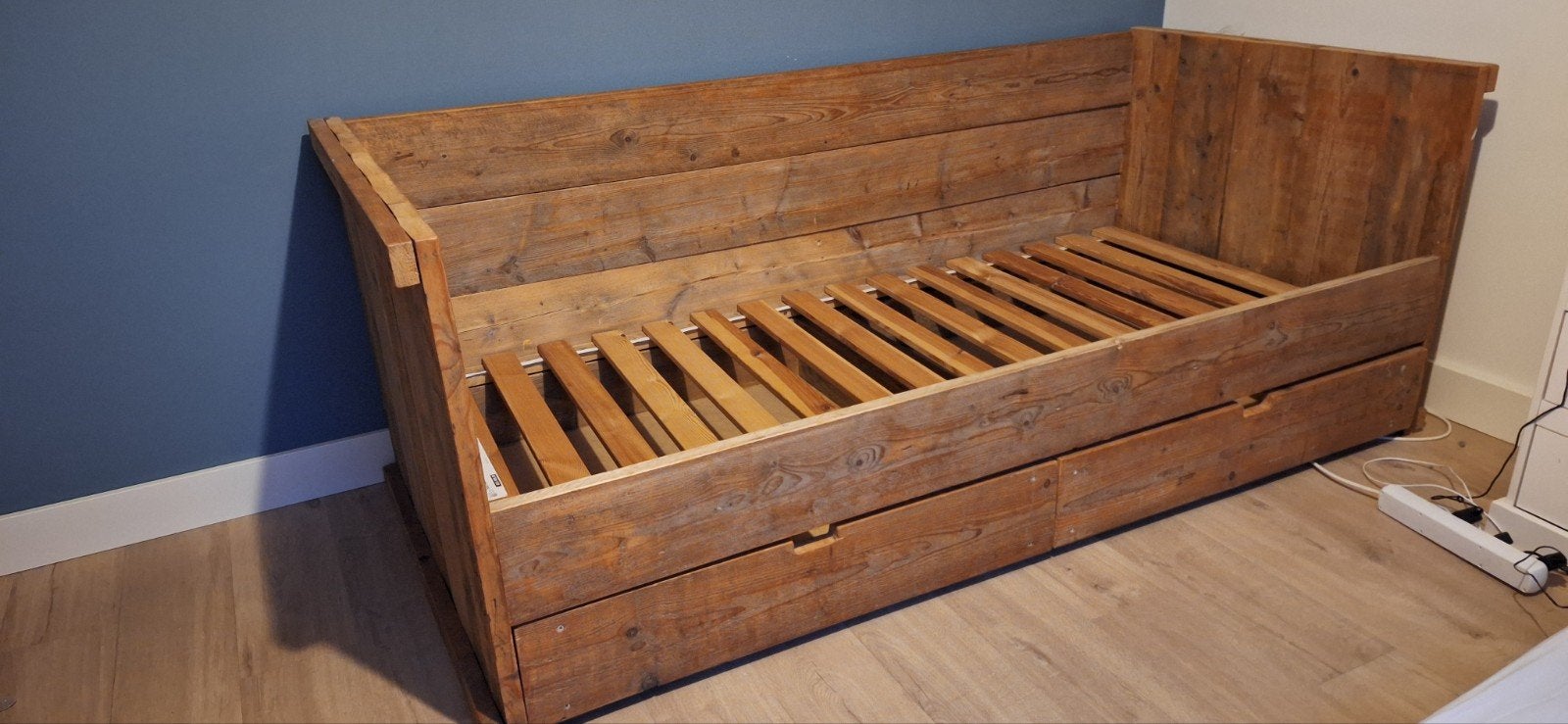 Steigerhouten 1 persoonsbed met opberglades, Huis en Inrichting, Slaapkamer | Bedden, Ophalen, Gebruikt, 90 cm, Eenpersoons