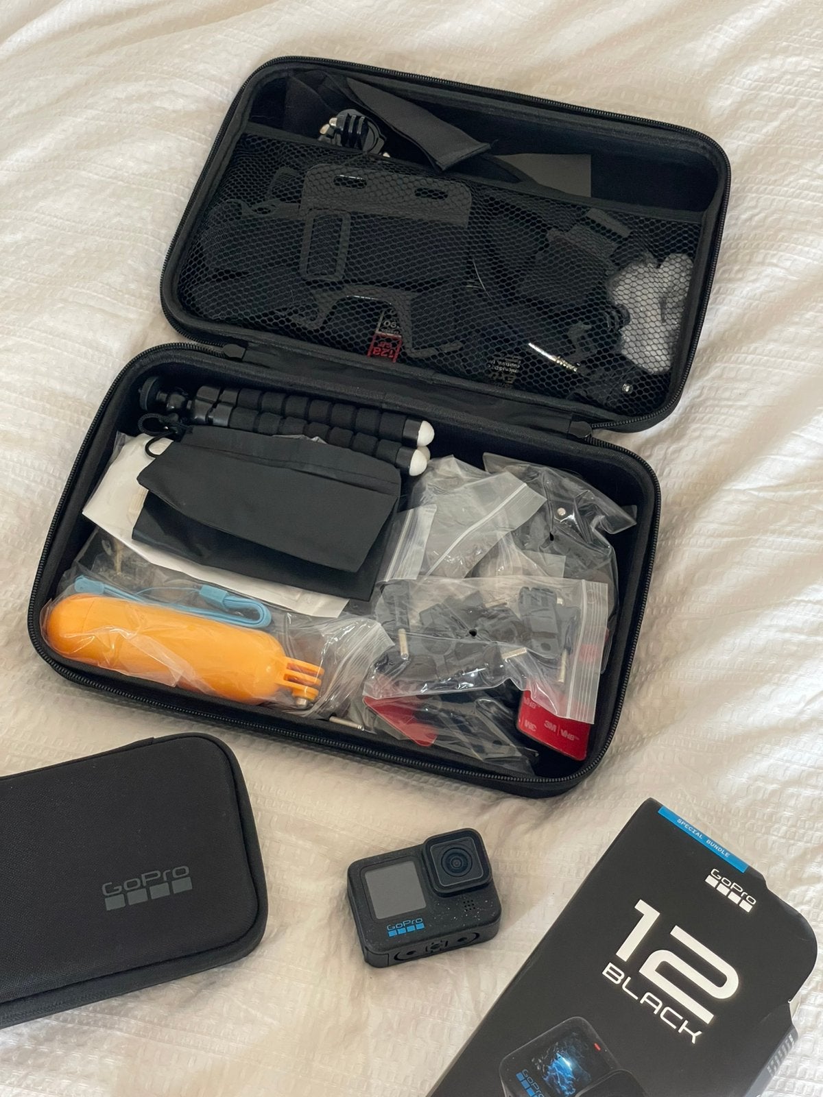 Foto 21 van GoPro Hero 12 nieuwstaat Adventure Kit + Camux extra’s