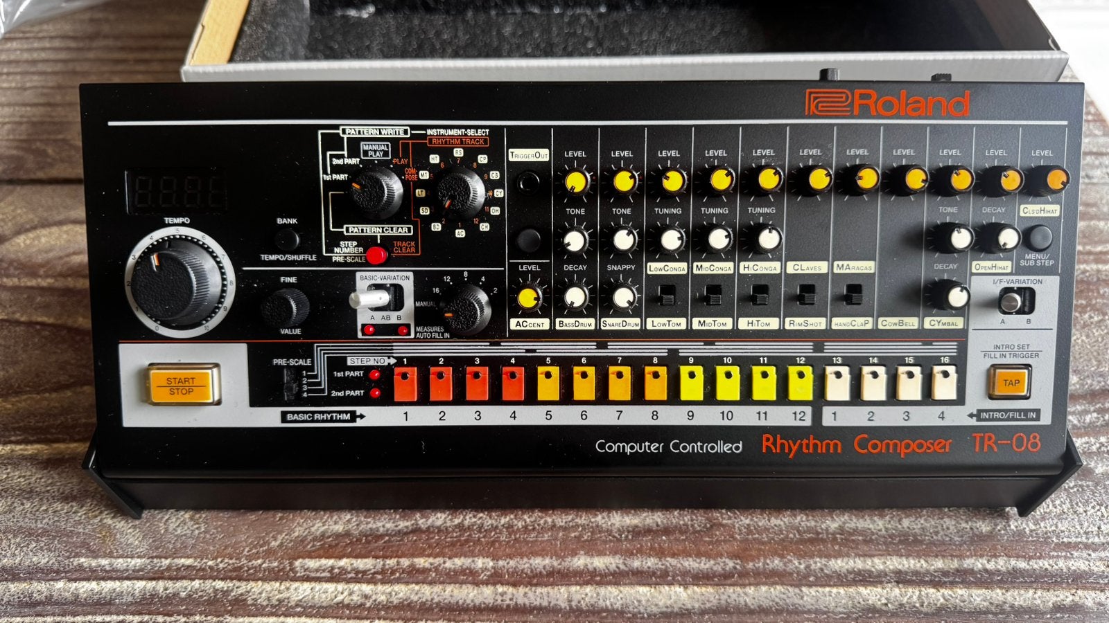 Roland boutique TR-08, Muziek en Instrumenten, Ophalen of Verzenden, Zo goed als nieuw, Roland