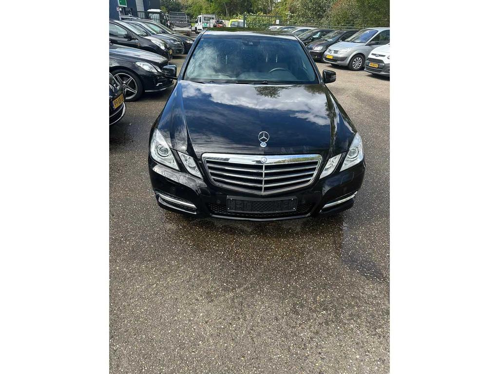 Mercedes-Benz - 2012 - E-klasse - 350 CGI Elegance - belgie, Auto's, Automaat, Gebruikt, Overige carrosserieën, Bedrijf