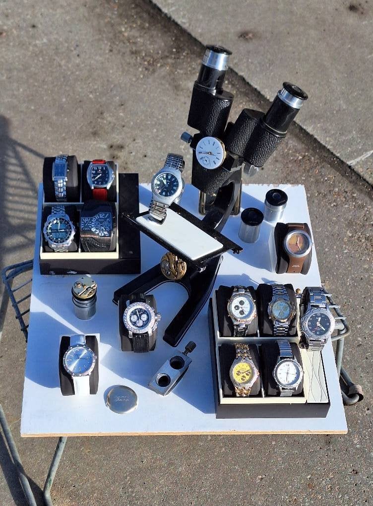 Zelfgemaakte display met horloges om te verkopen op markt️., Diversen, Ophalen, Gebruikt, ., .