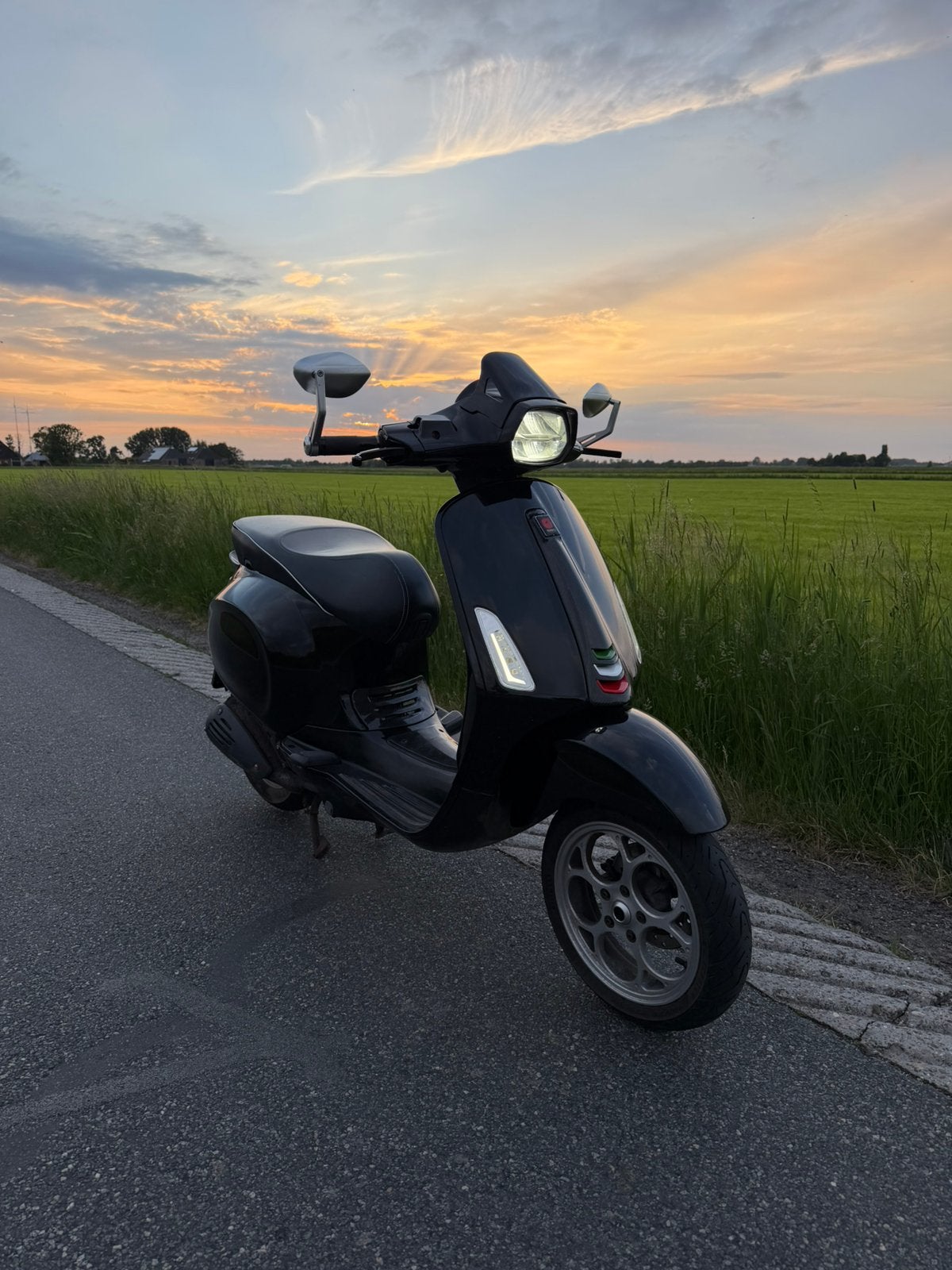 Vespa sprint indo style 80cc 2017, Ophalen, Zo goed als nieuw, Benzine, Vespa S