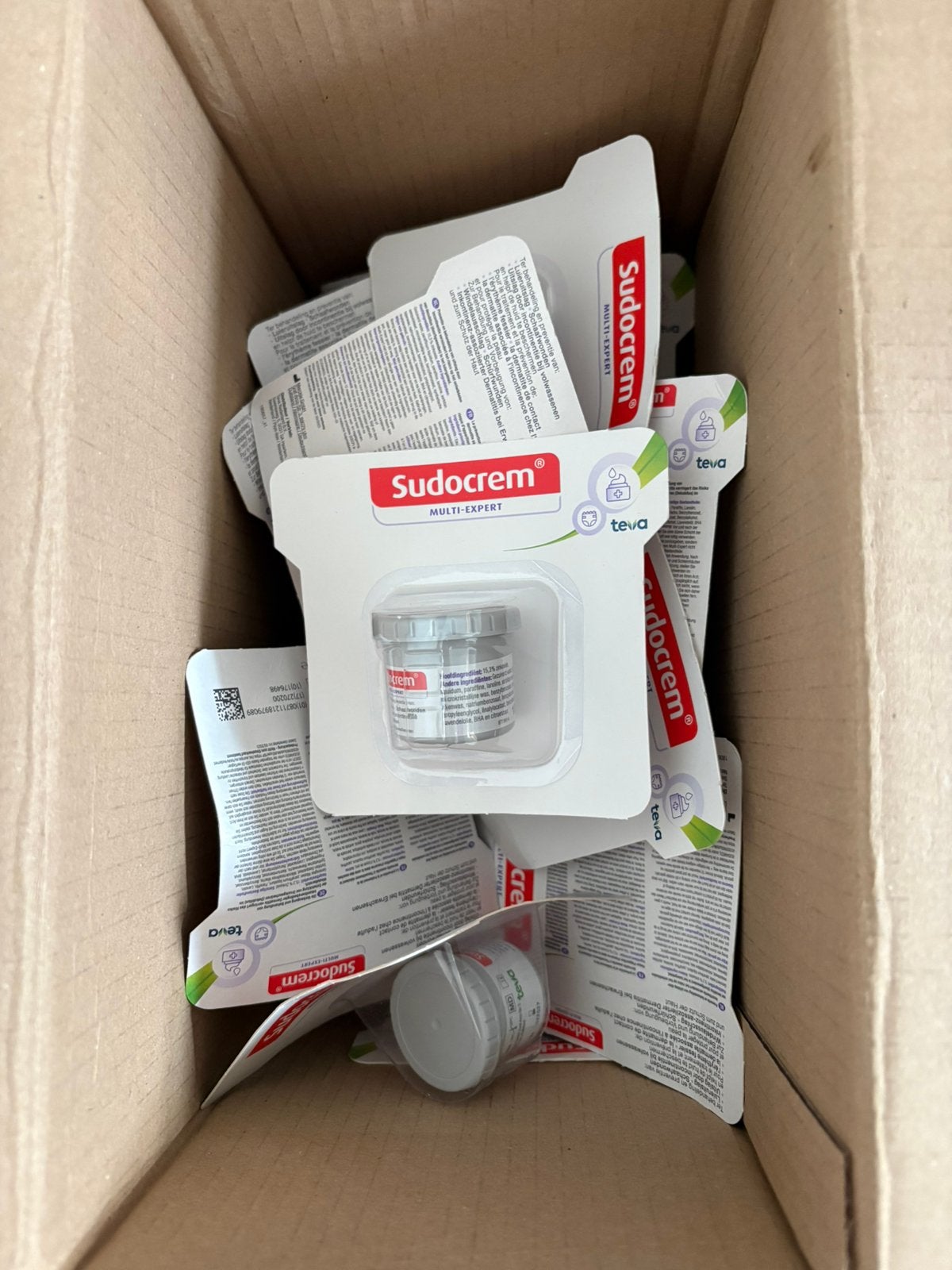 20 potjes sudocrem Per potje 10 gram Datum 2/2027, Ophalen of Verzenden, Nieuw, Overige typen