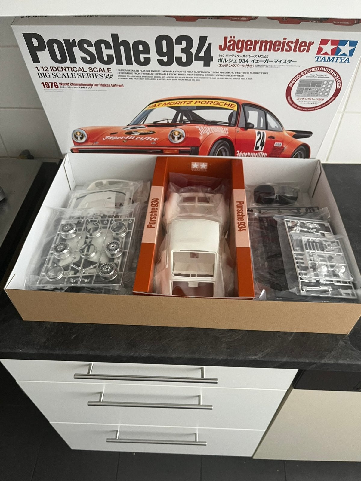1/12Tamiya porsche 934 jagermeester, Ophalen of Verzenden, Nieuw, Auto