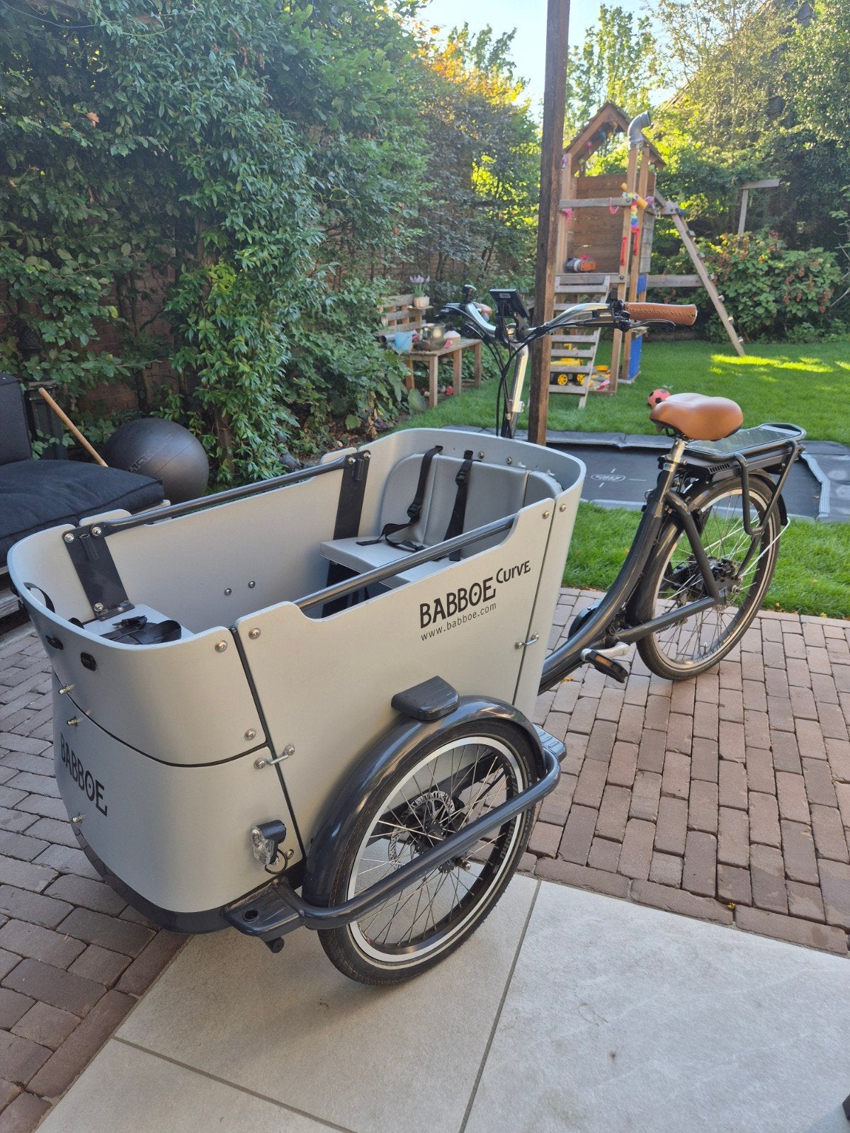Zeer nette Babboe CurveE Bakfiets - Elektrisch met Huif, Ophalen, 4 kinderen of meer, Gebruikt, Huif