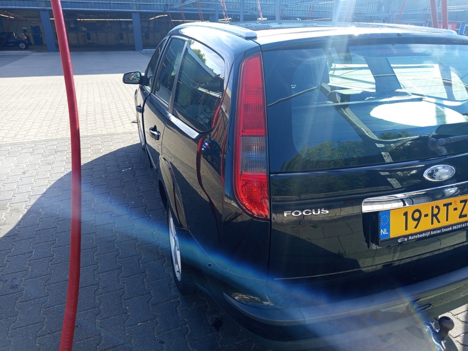 Foto 4 van Ford Focus 1.6 74KW Wagon 2005 Zwart