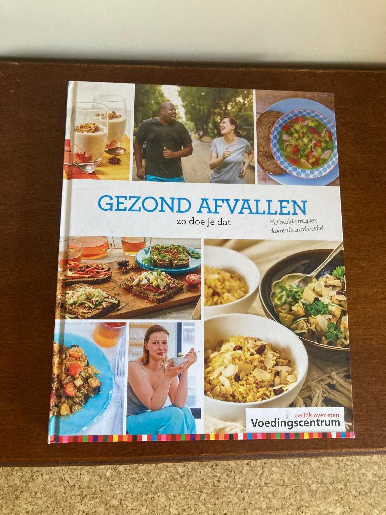Gezond afvallen Voedingscentrum, Boeken, Dieet en Voeding, Ophalen of Verzenden, Zo goed als nieuw, Voedingscentrum