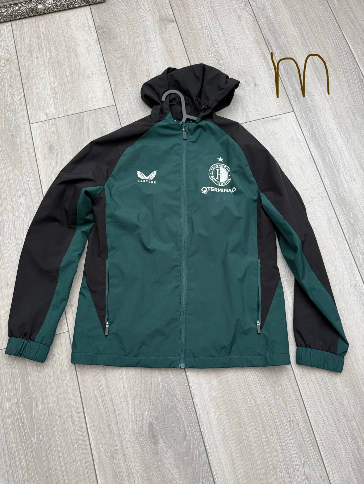 Verschillende feyenoord kleding stukken, Ophalen, Gedragen, Groen, Voetbal