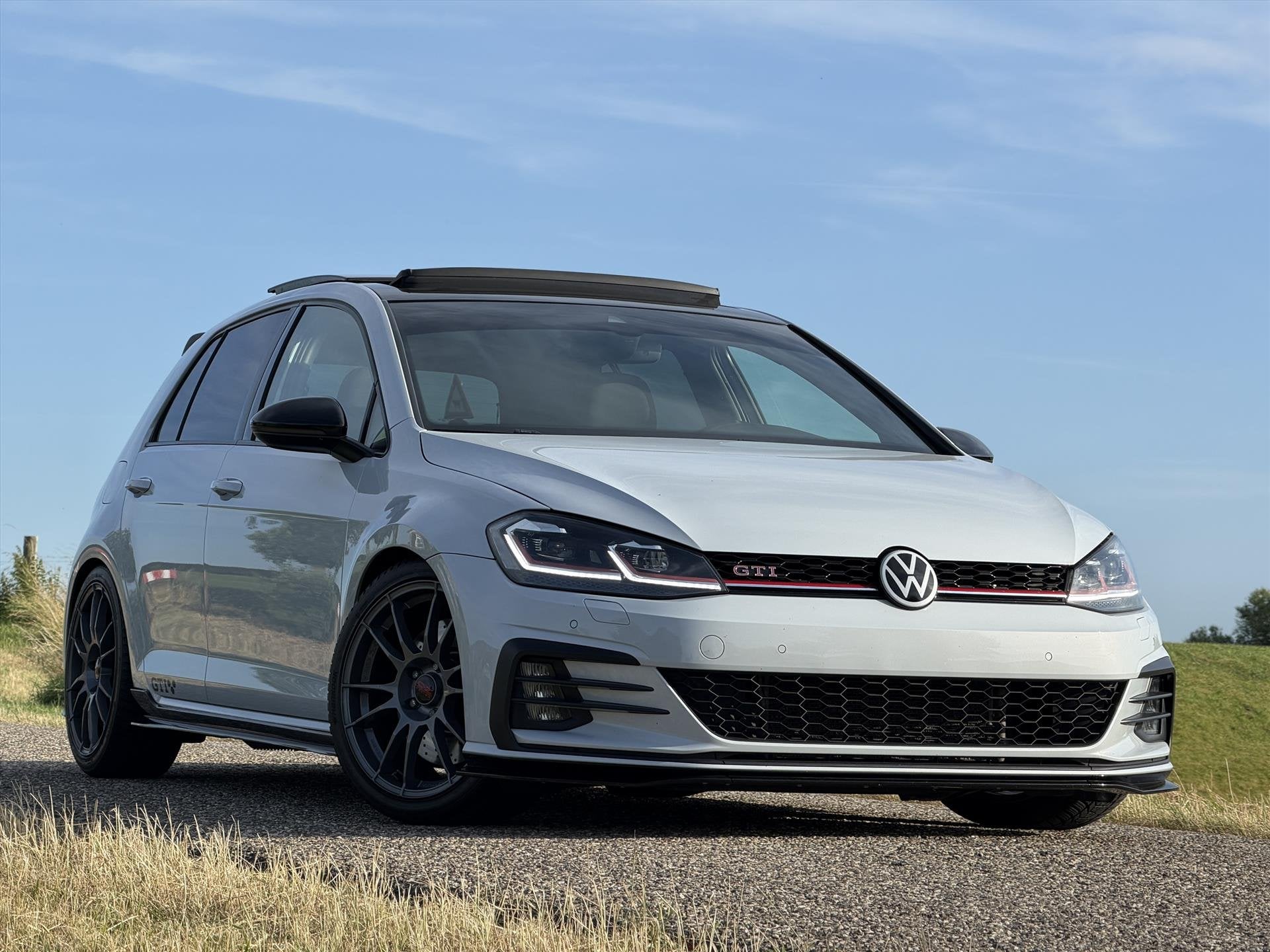 Volkswagen Golf 7.5 2.0 TSI GTI 441PK Performance / JD Stage, Automaat, Stof, Gebruikt, Euro 6