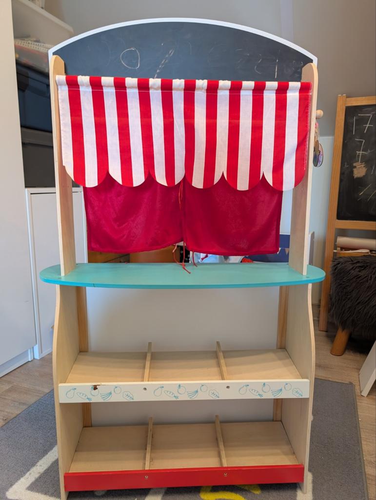 Houten poppentheater / marktkraam met krijtbord, Ophalen, Gebruikt, Jongen of Meisje