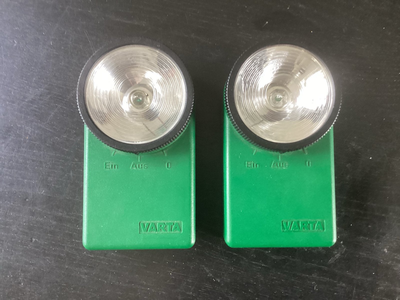 Vintage VARTA platte zaklampen jaren '70 - goed werkend, Ophalen of Verzenden, Gebruikt, Batterij