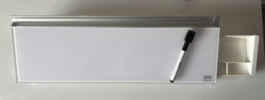 Nobo mini whiteboard voor achter het toetsenbord, Ophalen of Verzenden, Zo goed als nieuw, Overige typen