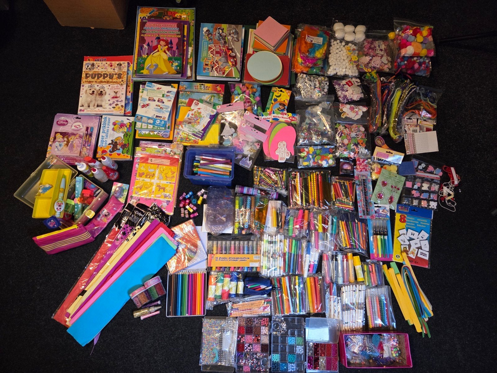 Heel groot pakket met knutselspullen compleet izgs, Ophalen, Educatief, Meerkleurig, Zo goed als nieuw