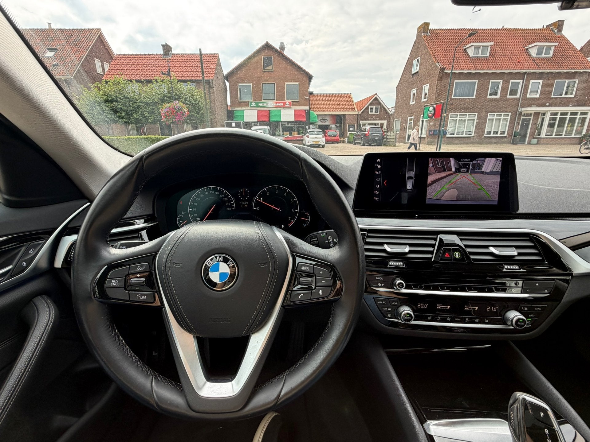 Foto 17 van BMW 5-serie Touring 520i High Executive Edition,Panoramadak,
