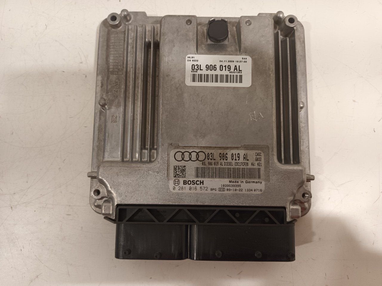 Computer motormanagement Audi A4, Onderdelen@venauto.nl, Van der Ven Autorecycling B.V., Gebruikt, Ettenseweg 76, 4706 PB Roosendaal, The Netherlands
