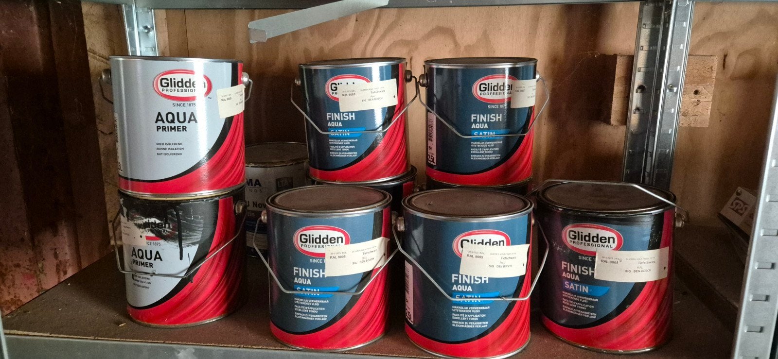 Glidden aqua finish satin kleur 9005, Ophalen