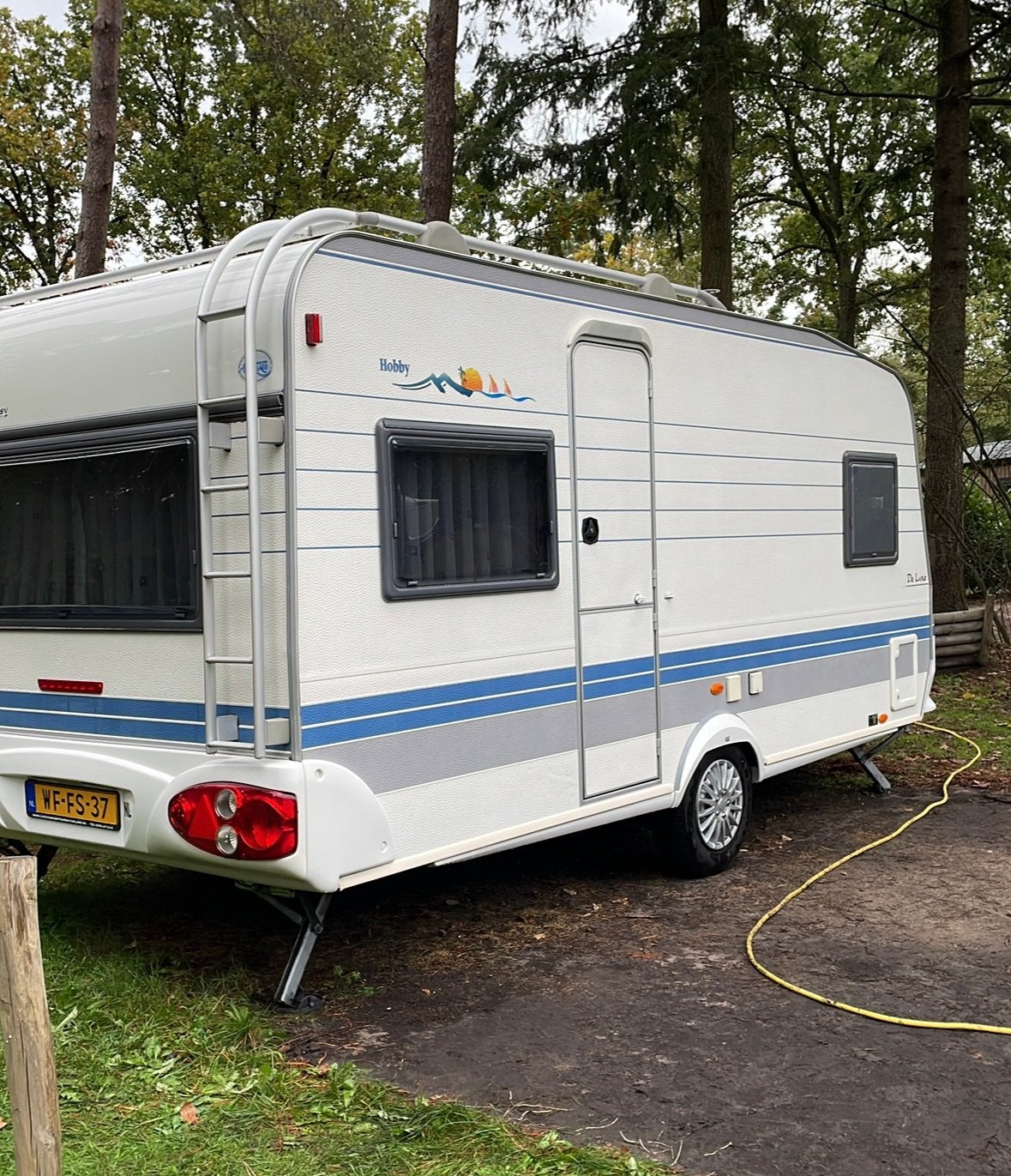 Hobby 460 UFE De luxe easy, Rondzit, Hobby, Koelkast, Particulier