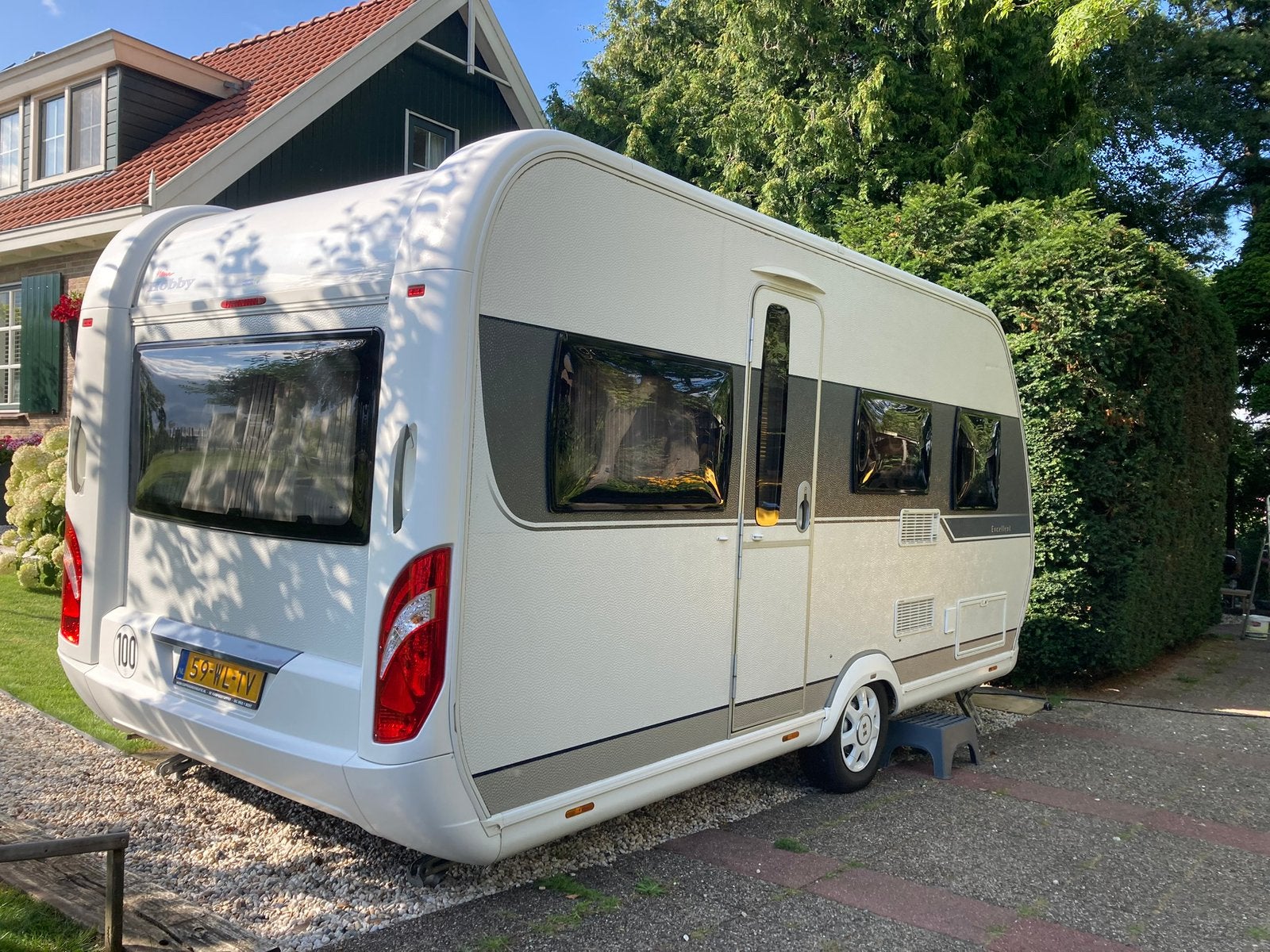 Caravan Hobby 455 UF Excelent 2015  incl. mover en voortent., Ringverwarming, Rondzit, Hobby, Dwarsbed