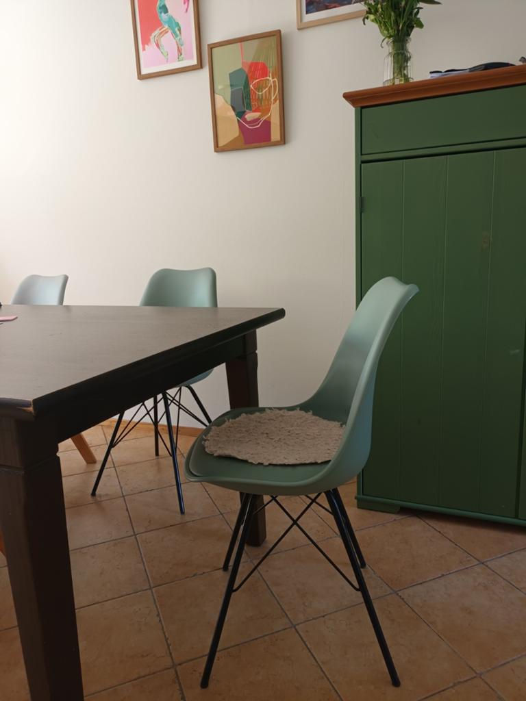 2 groene kuipstoelen, Huis en Inrichting, Ophalen, Kunststof, Gebruikt, Twee