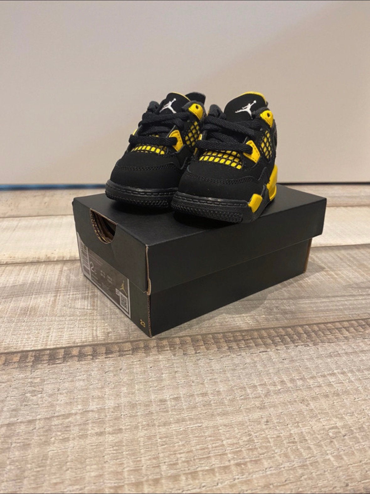 Jordan 4 Retro (TD) babyschoentjes - Zwart/Geel, Ophalen, Nieuw, Jongetje of Meisje, Schoentjes