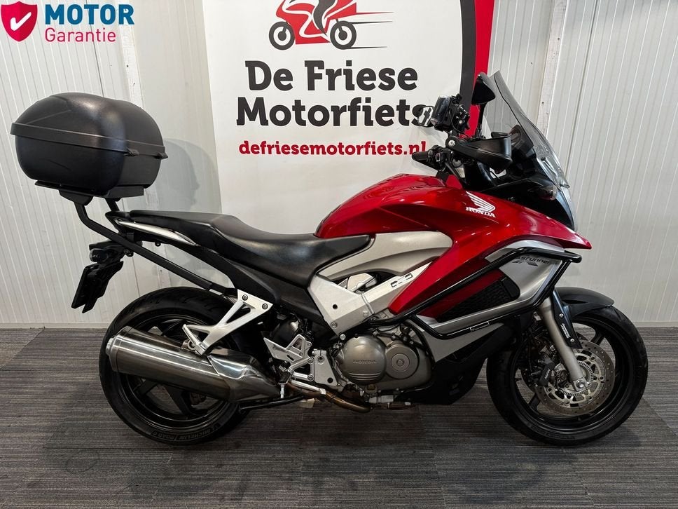HONDA VFR 800 X CROSSRUNNER ABS	 (20132013) 30628Km, Motoren, HONDA, 4 cilinders, Motorrijbewijs A, Bedrijf