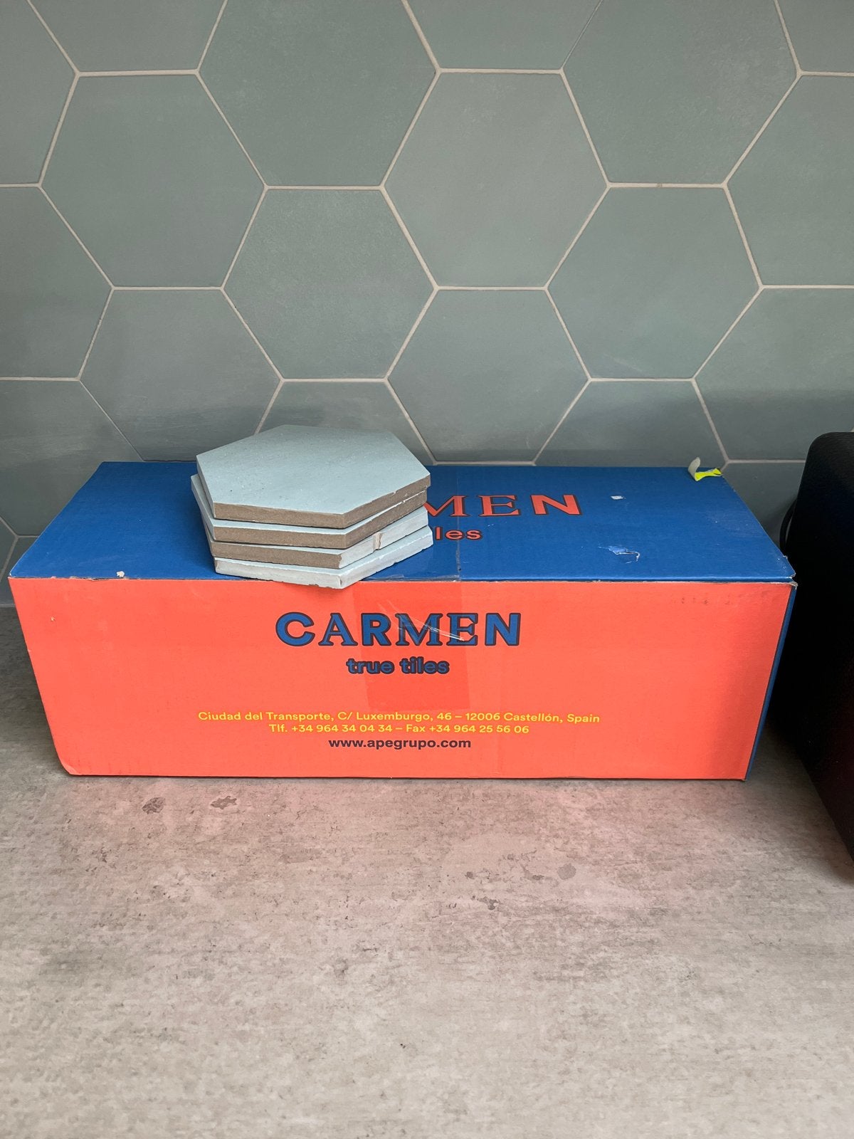 43 Carmen zeshoekige tegels, 0,4m², Ophalen, Nieuw, 20 tot 40 cm, Minder dan 5 m²