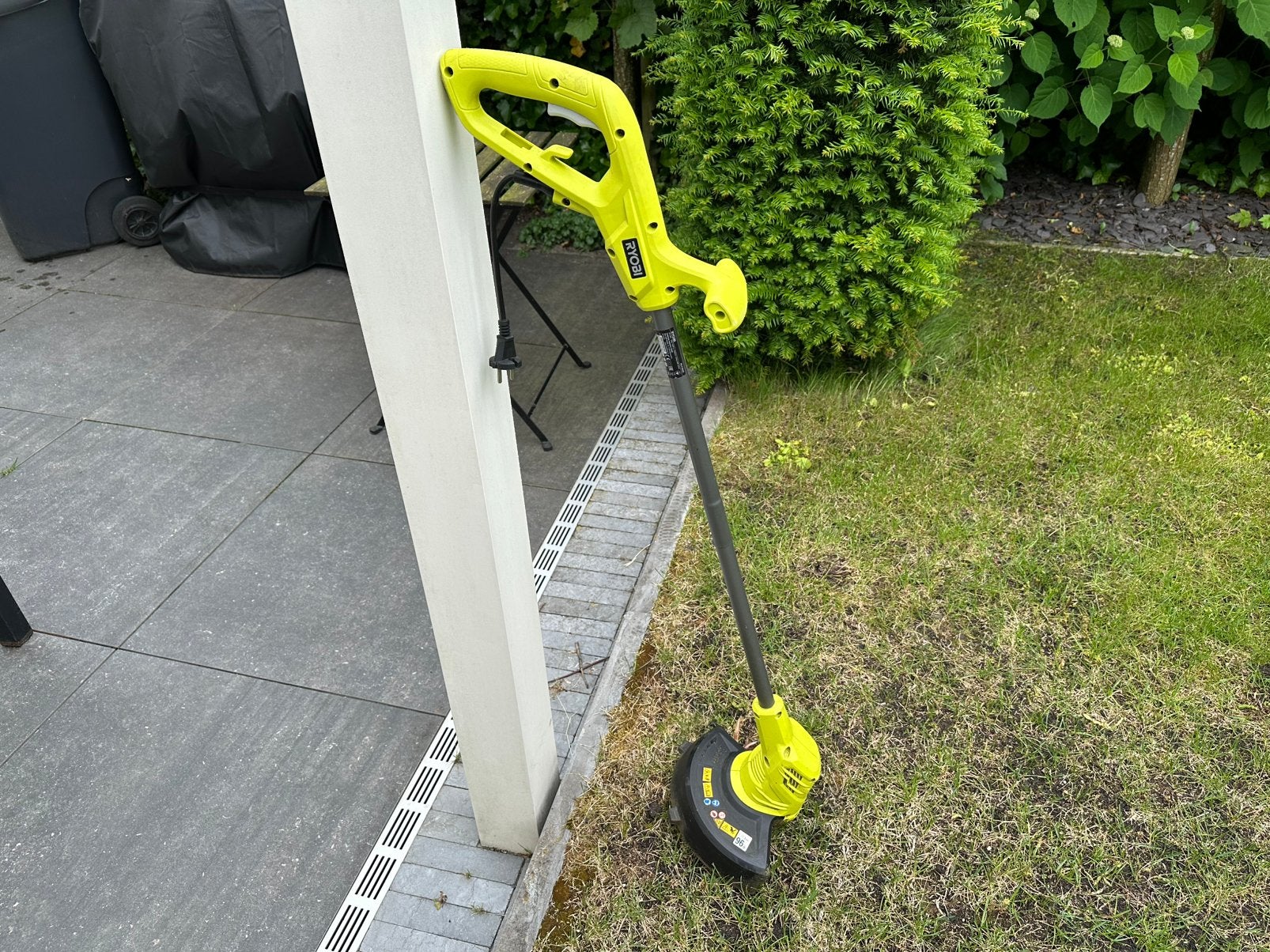 Ryobi Elektrische Grastrimmer, Ophalen, Cirkelmaaier, Gebruikt, Elektrische grasmaaier