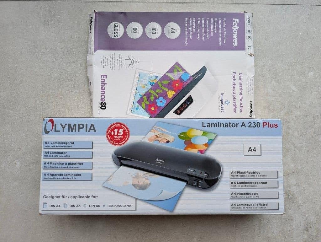 Olympia A 230 Plus A4 Lamineerapparaat + 100 Hoezen, Ophalen of Verzenden, Zo goed als nieuw