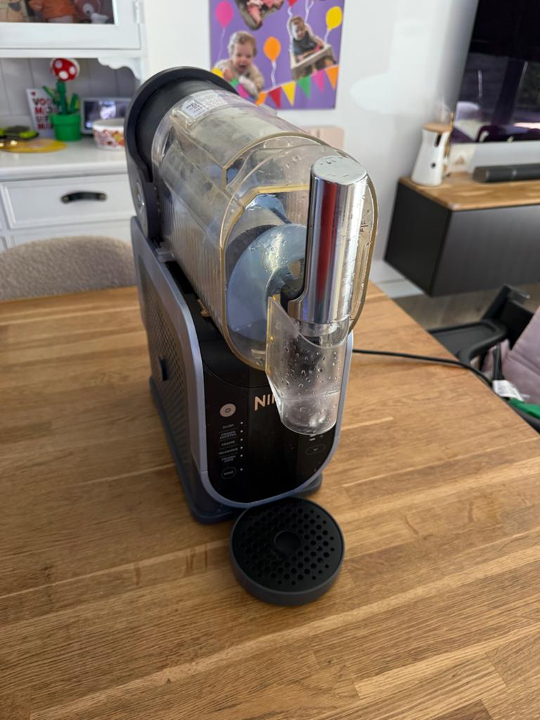 Ninja Slushii Machine - Werkt perfect, nog onder garantie!, Witgoed en Apparatuur, Keukenmixers, Ophalen of Verzenden, Gebruikt