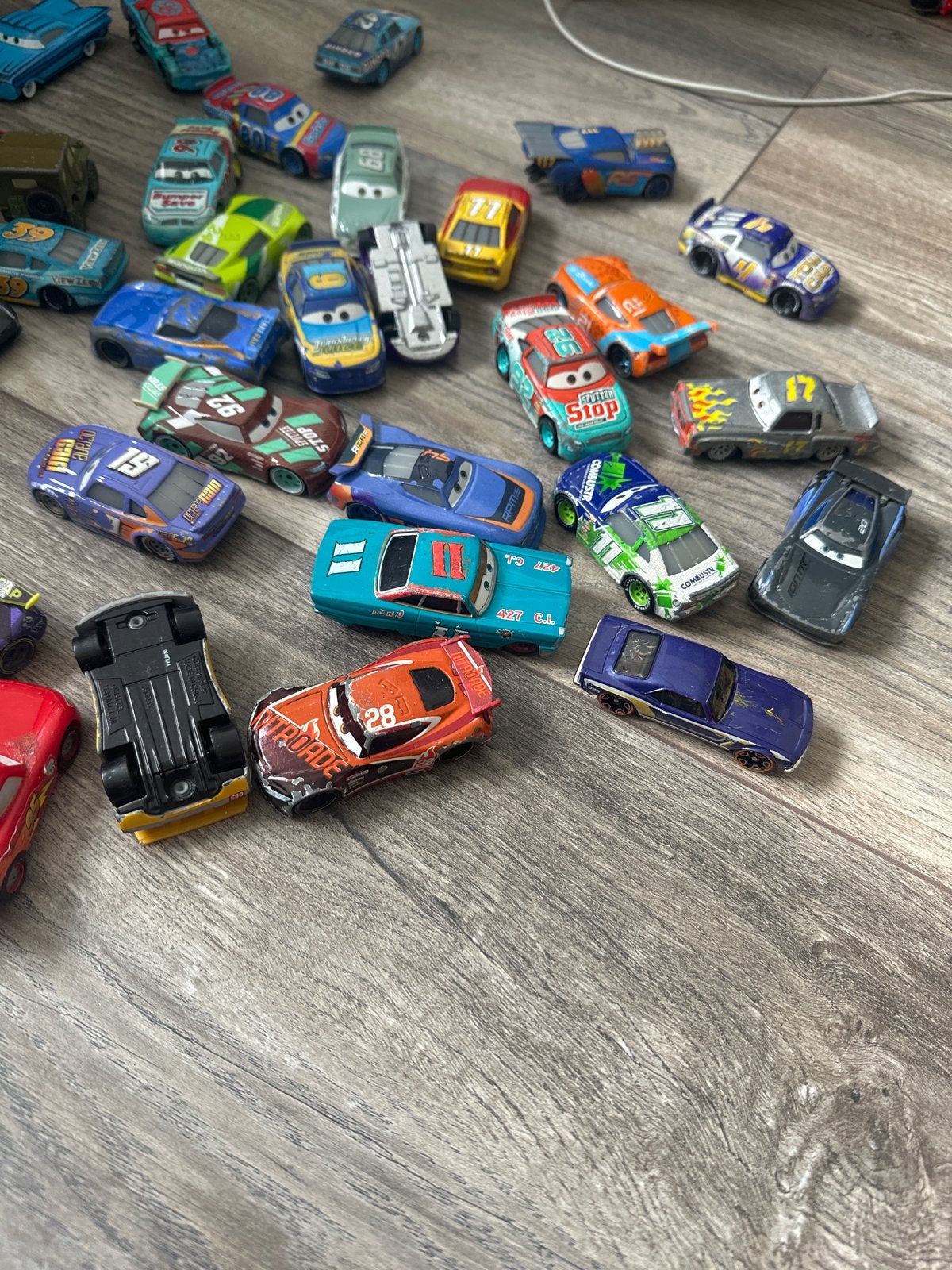 Grote collectie Disney Cars speelgoedauto's, Kinderen en Baby's, Speelgoed | Speelgoedvoertuigen, Gebruikt, Ophalen