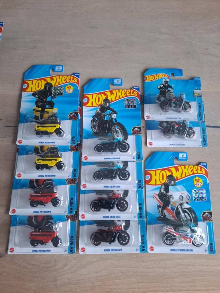 Hot Wheels Honda mainlines 2/2, Ophalen of Verzenden, Nieuw, Auto
