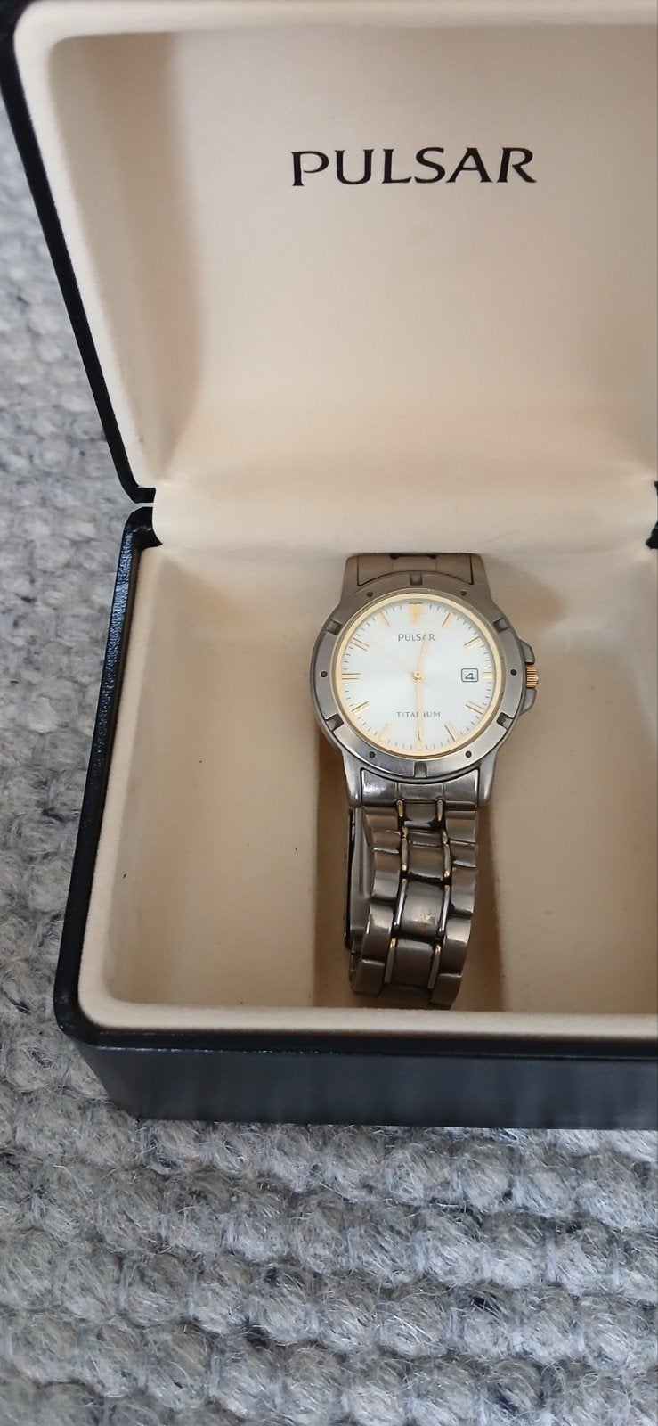 Pulsar titanium v732 - x131 horloge met doosje, Overige merken, Staal, Gebruikt, Staal