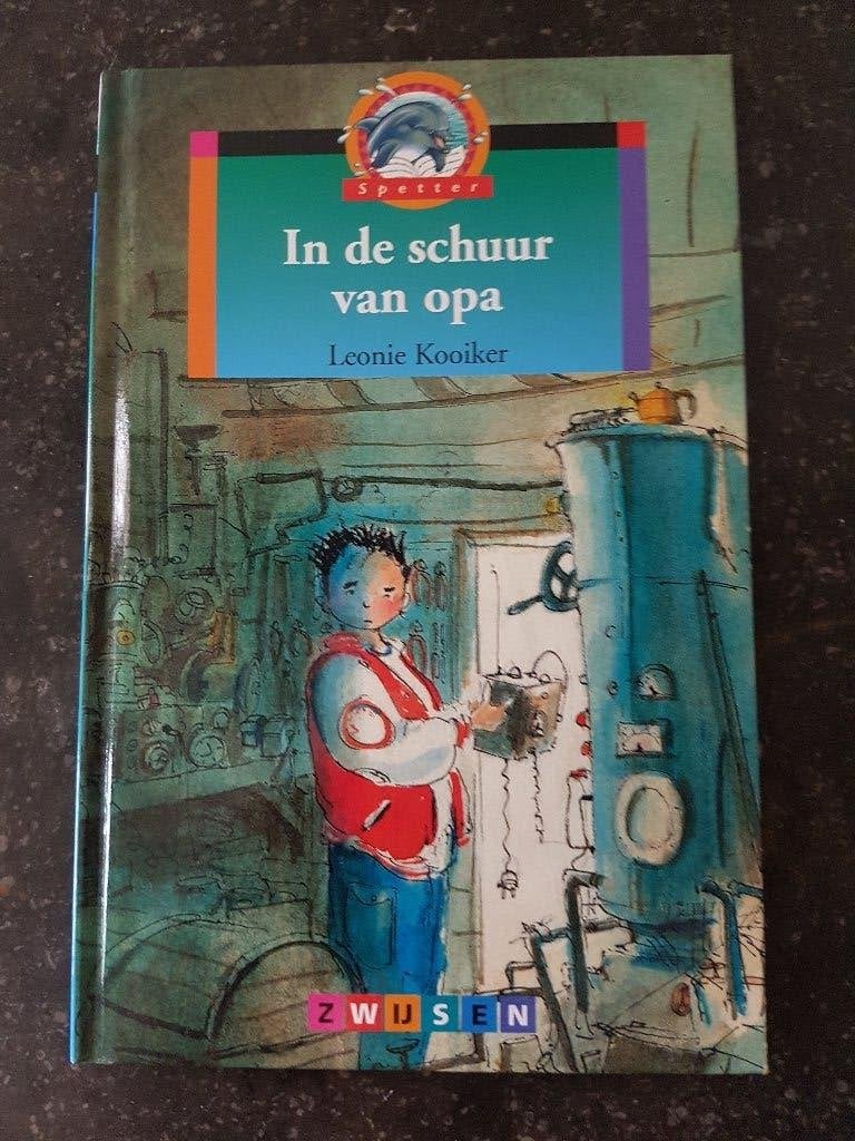 In de schuur van opa - Leonie Kooiker (Spetter), Gelezen, Fictie algemeen, Leonie Kooiker, Ophalen of Verzenden
