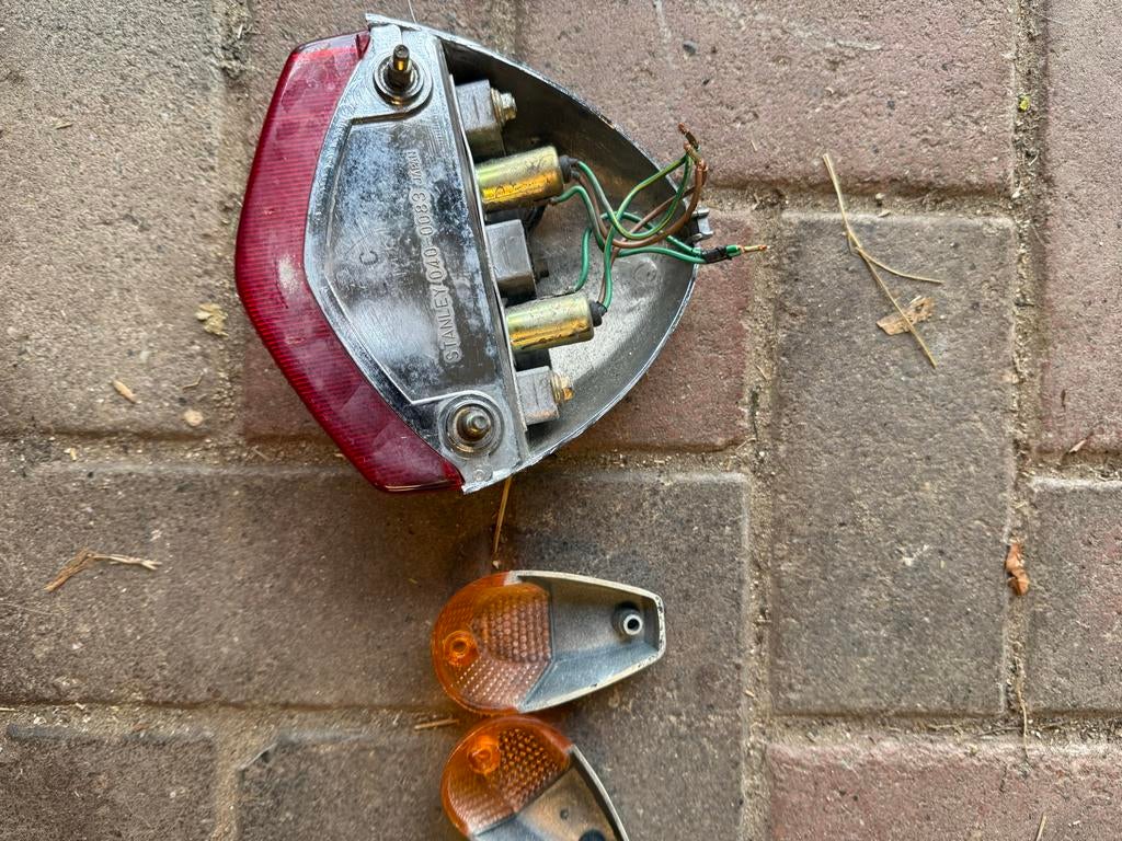 Achterlicht Honda Shadow 1993 met knipperlichten, Ophalen, Gebruikt