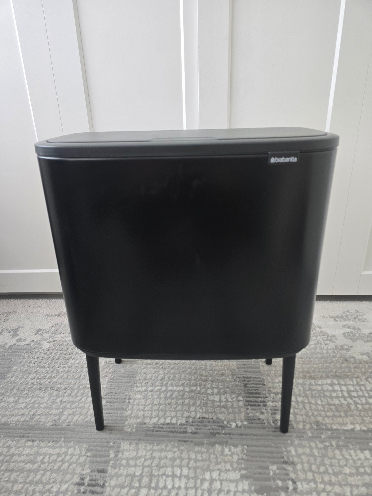 Brabantia Bo Touch Bin - 36 liter - Mat Zwart, Huis en Inrichting, Woonaccessoires | Prullenbakken, 40 liter of meer, Ophalen of Verzenden