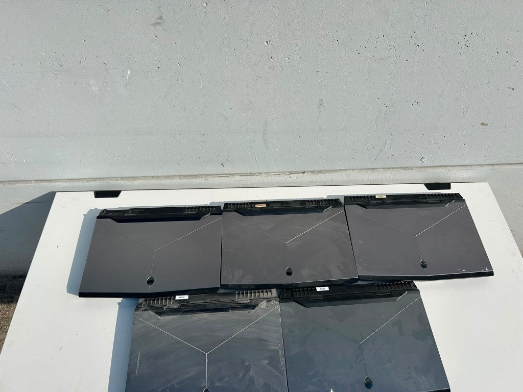 Alienware Laptop / Laptops - 5 stuks - BIEDEN!, Computers en Software, Ophalen, 15 inch