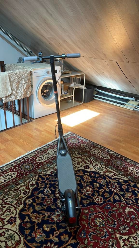 Ninebot F25E II, Ophalen of Verzenden, Zo goed als nieuw, Elektrische step (E-scooter)