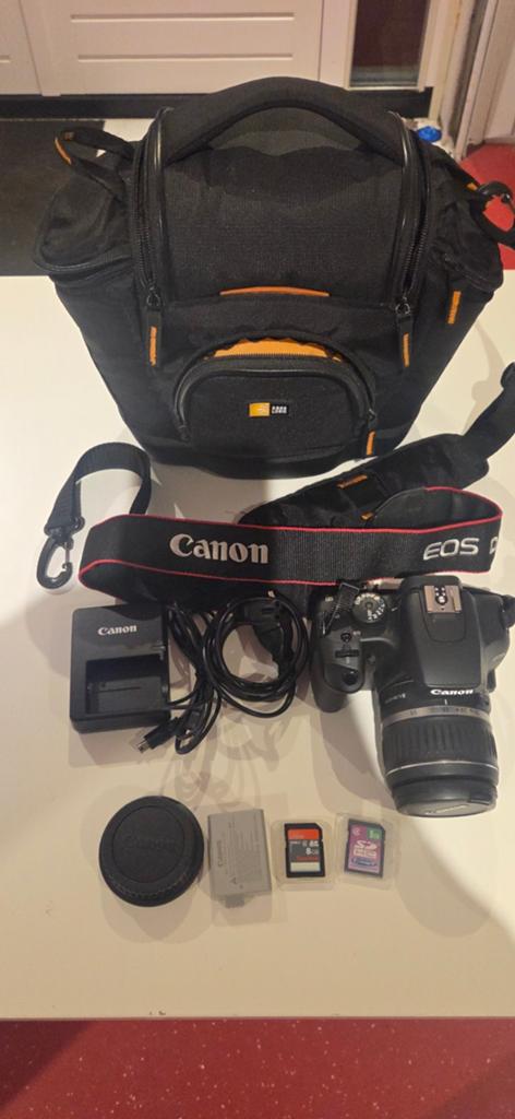 Canon camera in zeer goede staat met accessoires, Ophalen of Verzenden, Zo goed als nieuw, Spiegelreflex, Canon