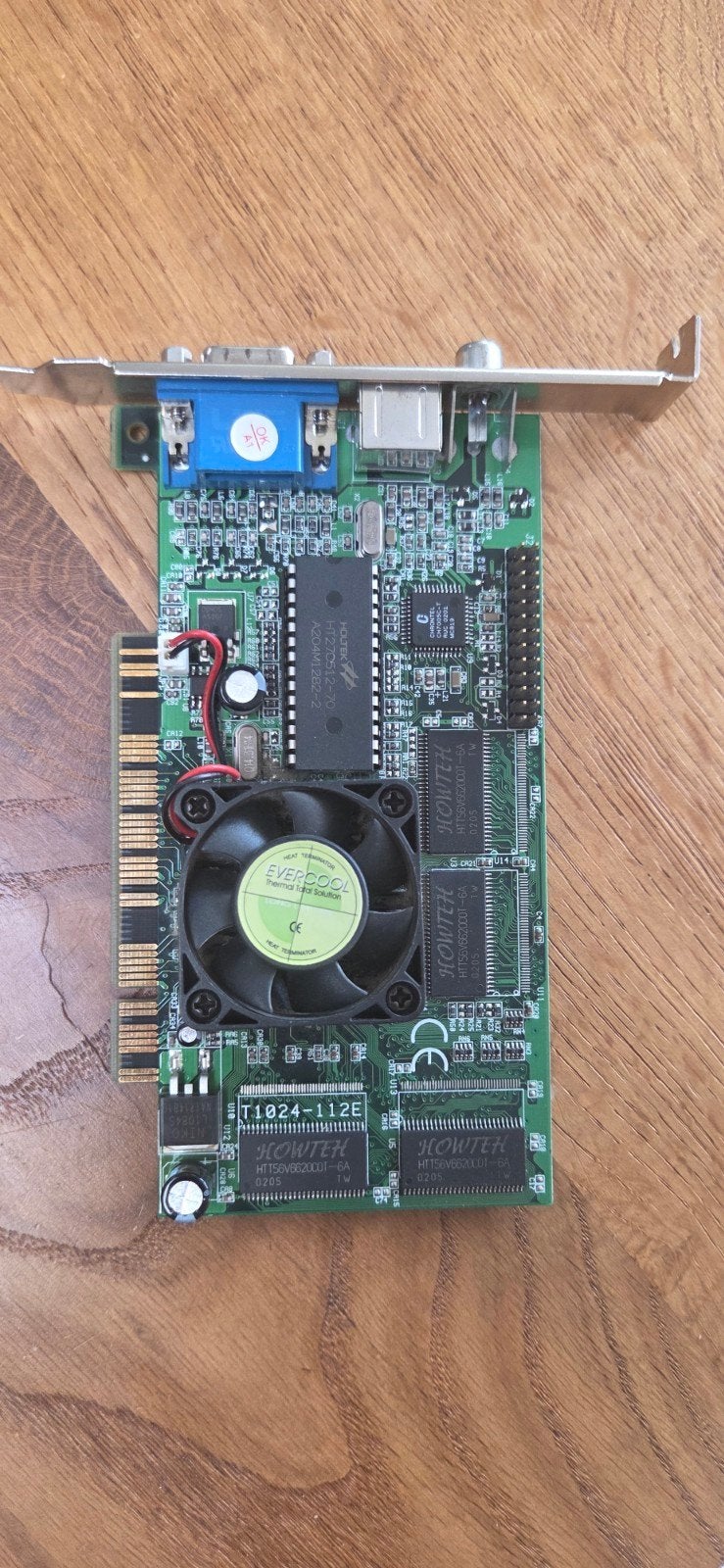 Foto 3 van Titel:Werkende Vintage GPU: NVIDIA RIVA TNT2 M64 PCI - 32MB
