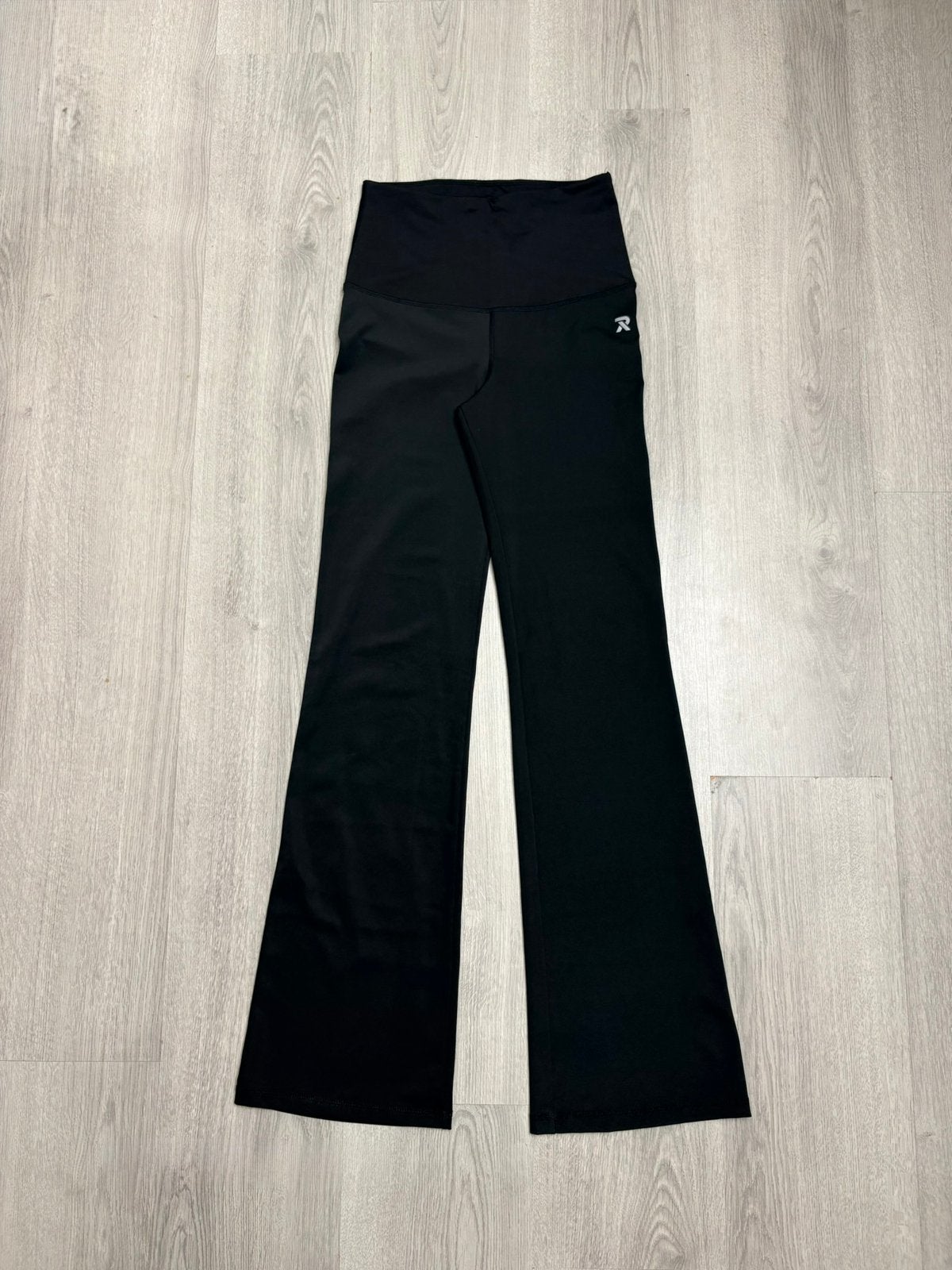 Legging Zwart Yoga / Sport Flared, Kleding | Dames, Zwart, Ophalen of Verzenden, Zo goed als nieuw, Maat 36 (S)