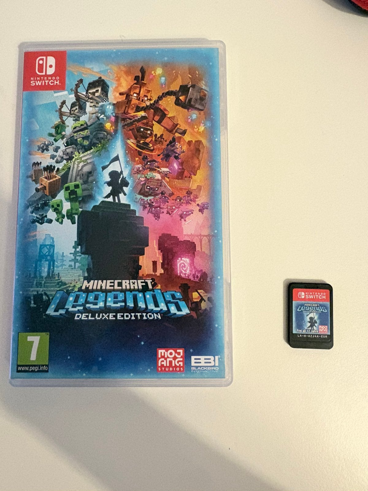 Minecraft Legends deluxe edition Nintendo switch, 1 speler, Ophalen of Verzenden, Zo goed als nieuw, Vanaf 7 jaar