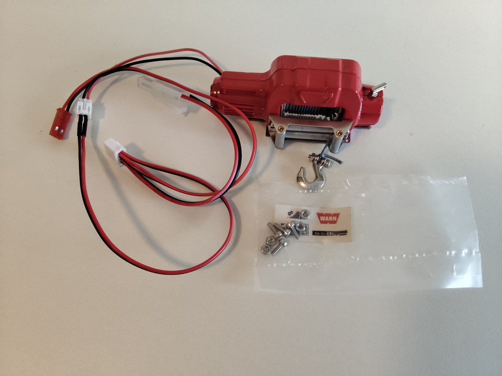 RC Lier Warn Miniatuur Elektrisch Rood met Accessoires, Ophalen of Verzenden, Zo goed als nieuw
