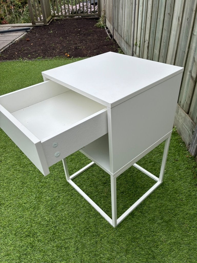 Foto 4 van Ikea Vikhammer nachtkastje