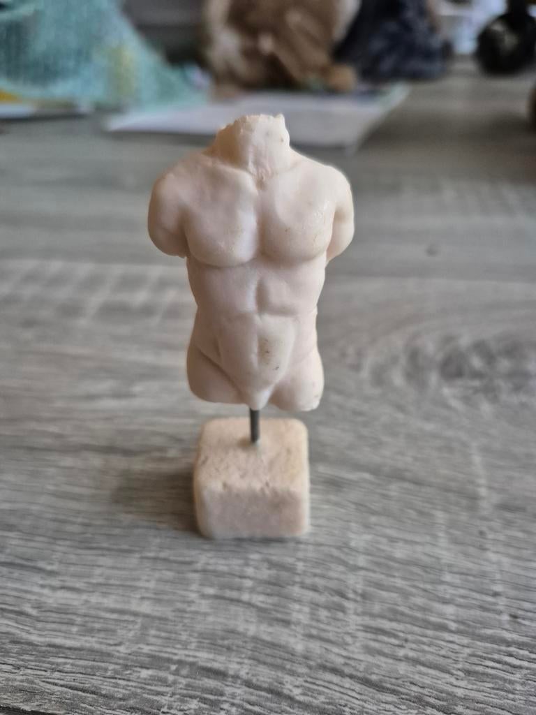 Miniatuur Torso Beeldje op Sokkel - Decoratief, Ophalen of Verzenden