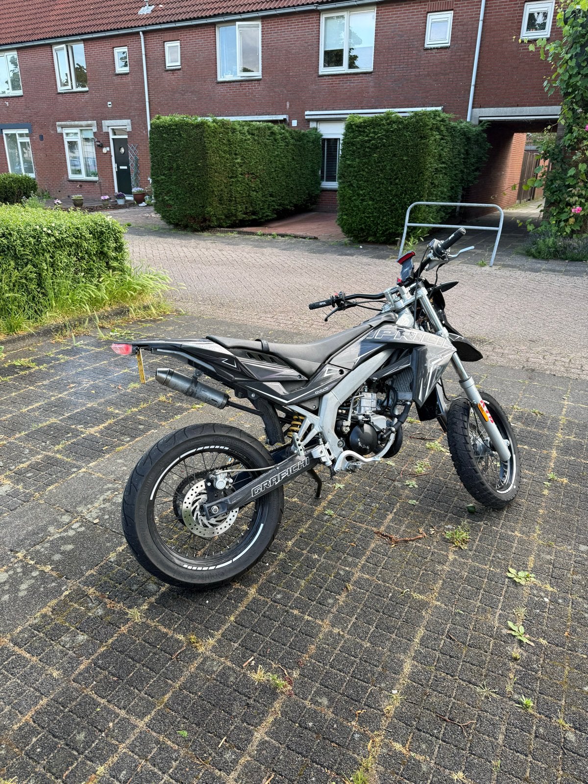 Aprillia SX50 - Check beschrijving*, Fietsen en Brommers, Ophalen, Gebruikt, Maximaal 45 km/u, 50 cc