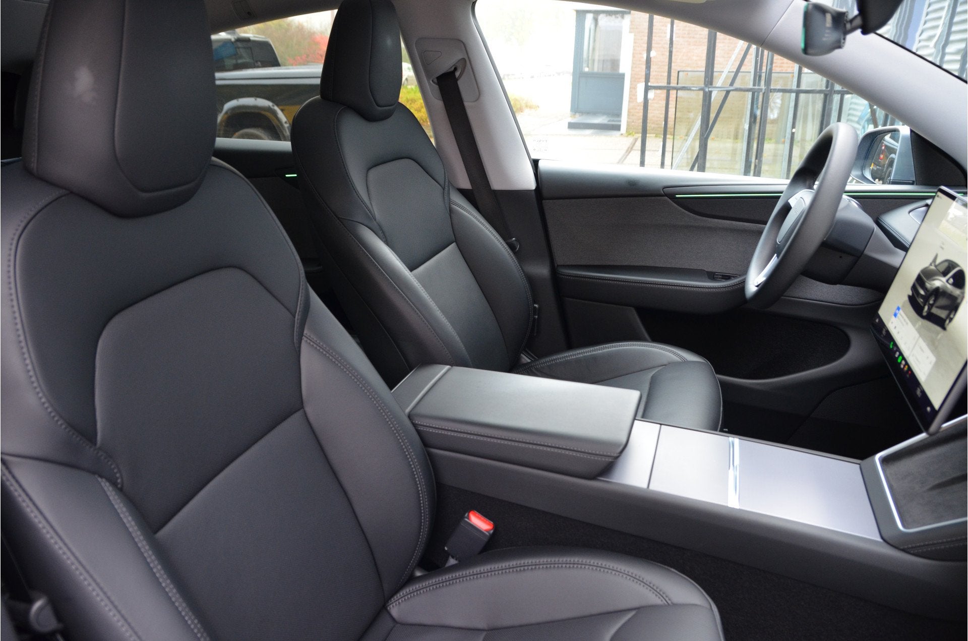 Tesla Model Y Premium Long Range RWD 75 kWh Juniper, 20" Alu, Auto's, Automaat, Achterwielaandrijving, Gebruikt, Zwart