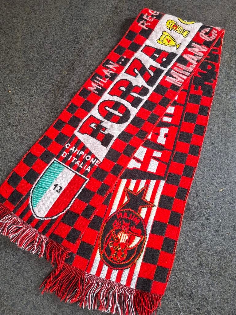 AC Milan Forza Sjaal - Campione d'Italia, Maat 38/40 (M), AC Milan, Ophalen of Verzenden, Zo goed als nieuw