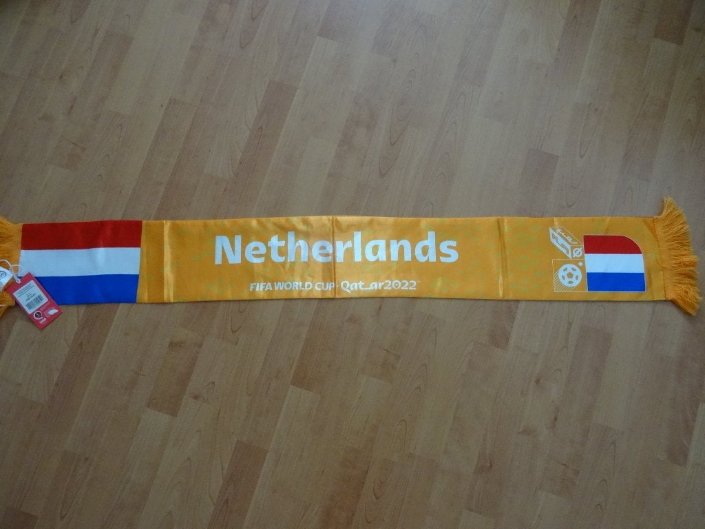 Sjaal Nederland FIFA World cup 2022 Qatar / WK 2022 (oranje), Ophalen of Verzenden, Zo goed als nieuw, Buitenlandse clubs, Vaantje of Sjaal
