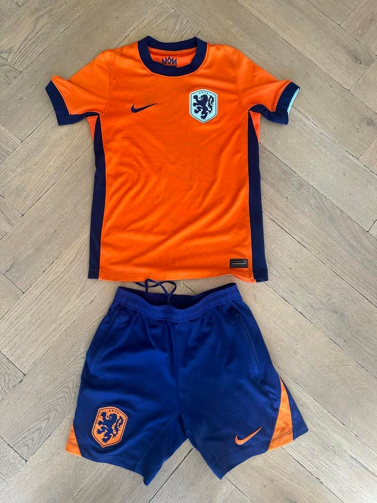 Oranje KNVB Nike Voetbaltenue - Maat M (137-147 cm), Maat XS of kleiner, Ophalen of Verzenden, Gebruikt
