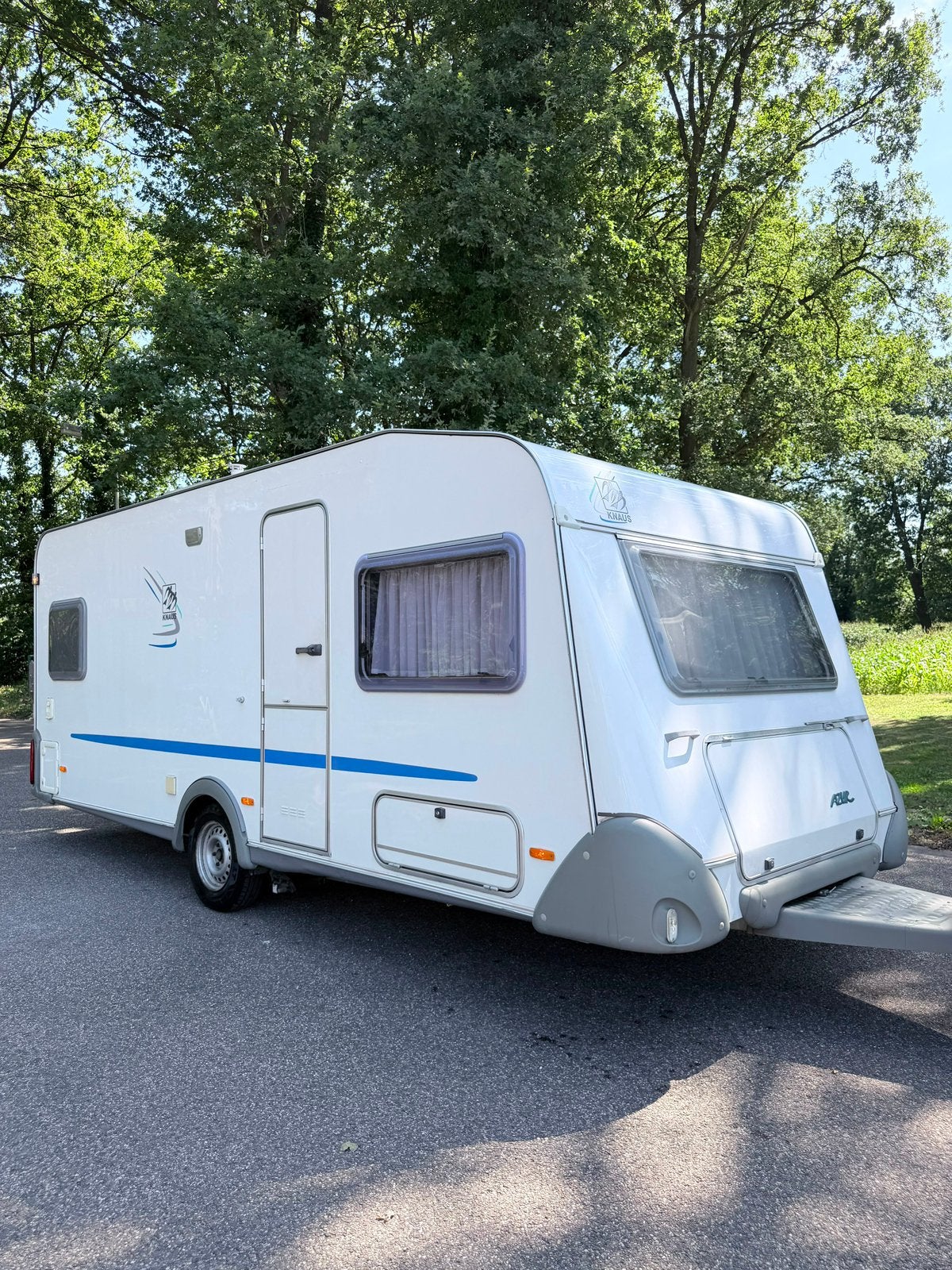 Zeer nette Knaus 500 Caravan uit 2000 !, Omvormbare zithoek, Rondzit, Bedrijf, 5 tot 6 meter